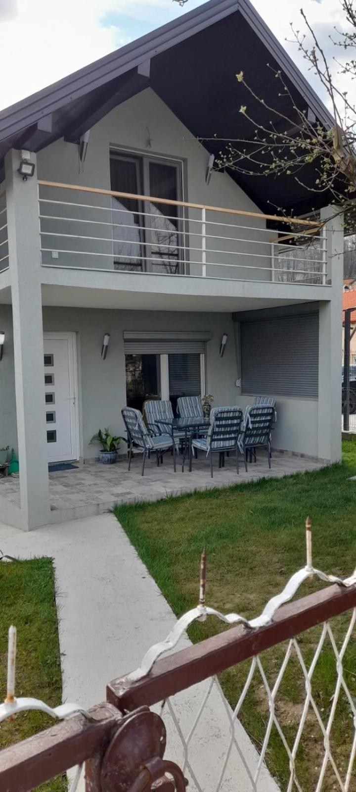 Vila Ravne Weekend House Visoko Exteriér fotografie